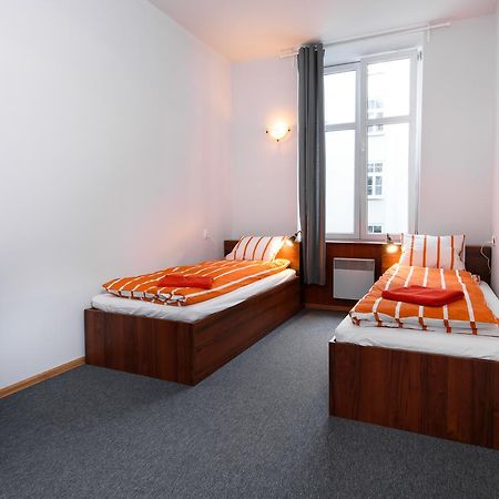 Constitution Square Rooms Varsavia Esterno foto