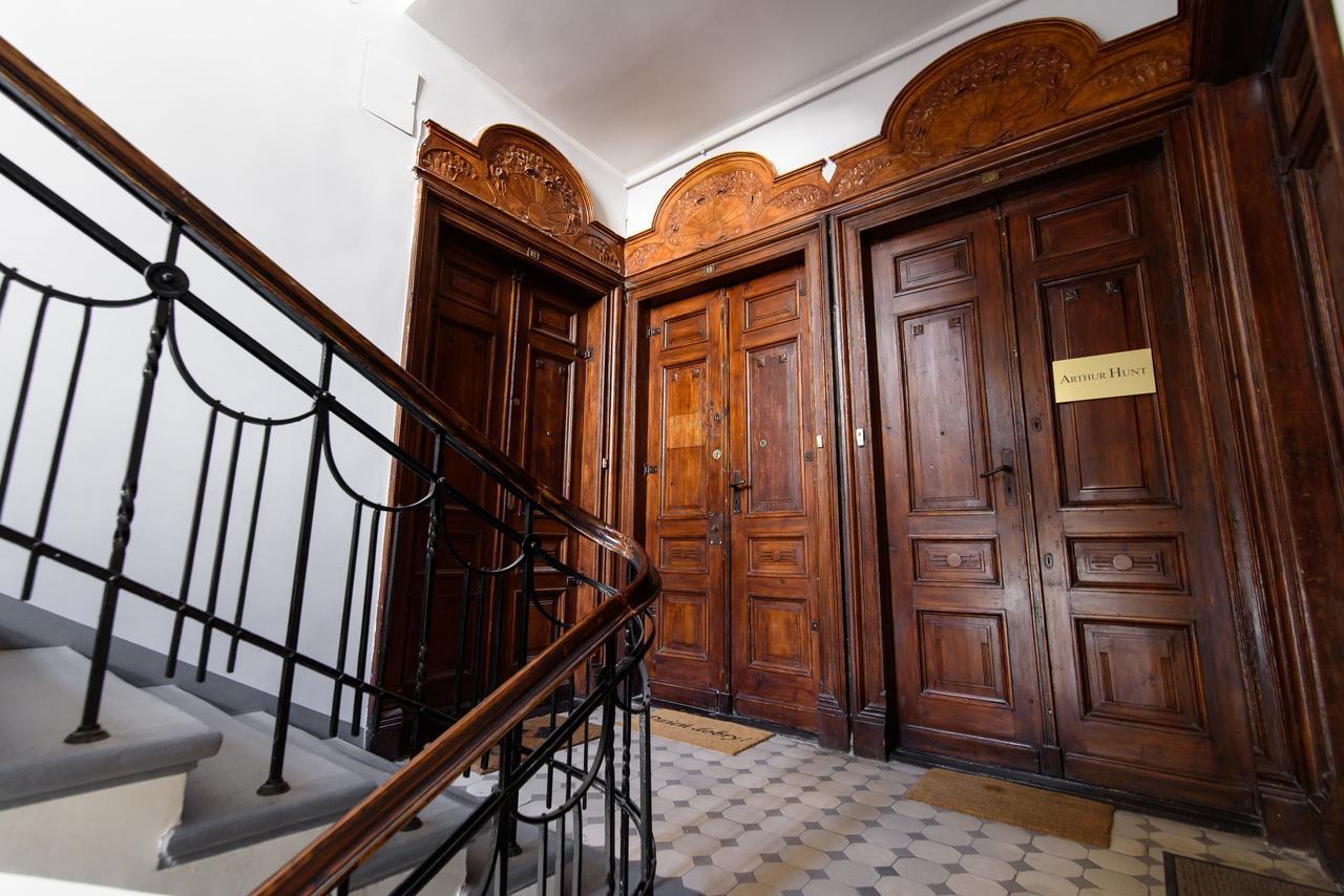 Constitution Square Rooms Varsavia Esterno foto