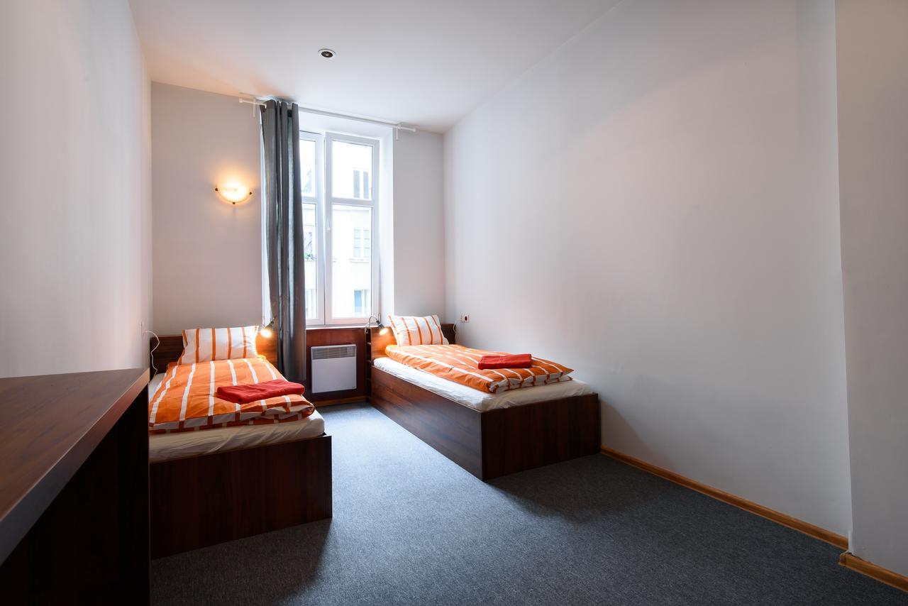 Constitution Square Rooms Varsavia Esterno foto