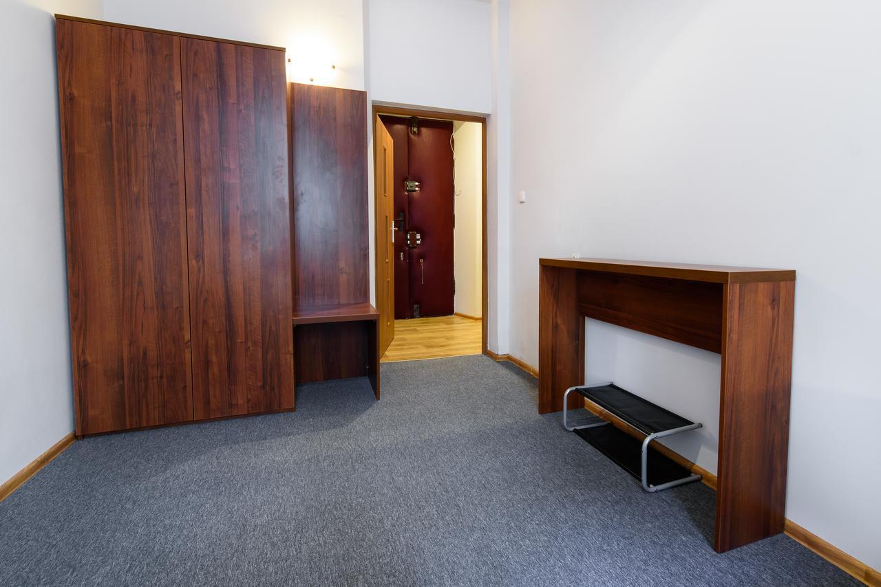 Constitution Square Rooms Varsavia Esterno foto